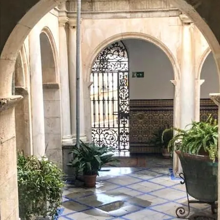 Ordonez Sandoval מלון אובדה